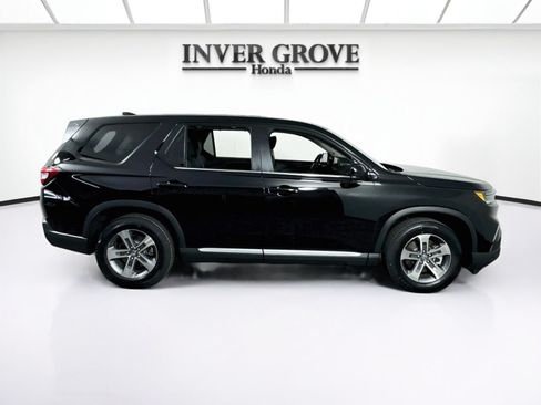 Certified 2025 Honda Pilot EX-L image 4