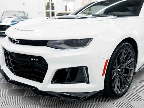 Used 2017 Chevrolet Camaro ZL1 RWD image 14