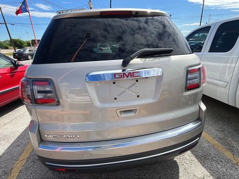 Used 2014 GMC Acadia SLE FWD image 5