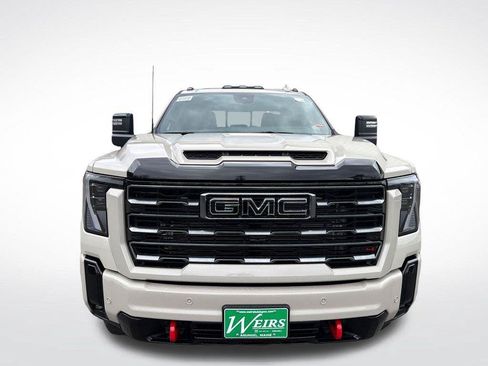 New 2026 GMC Sierra 2500 AT4 w/ AT4 Premium Plus Package AWD/4WD image 8