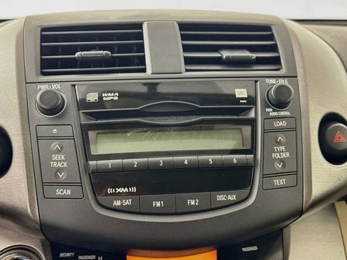 Used 2009 Toyota RAV4 Limited AWD/4WD image 16