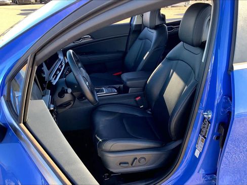 Certified 2026 Kia Sportage EX image 16