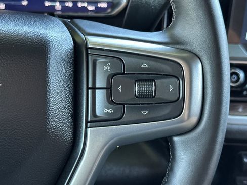 Used 2025 Chevrolet Silverado 1500 LT AWD/4WD image 30