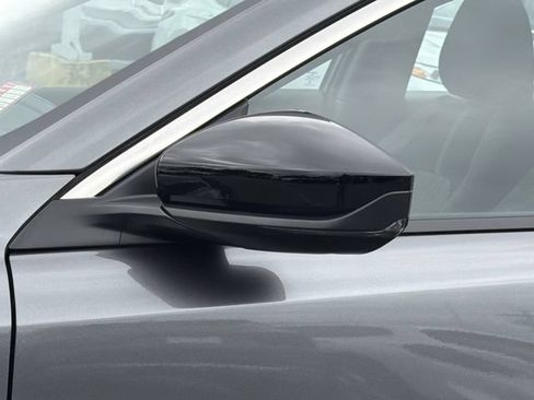 Used 2026 Nissan Sentra SV w/ SV Convenience Package FWD image 12