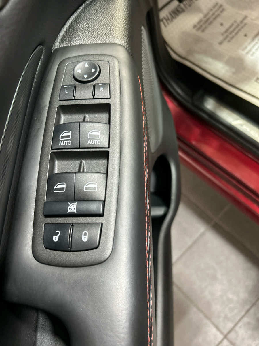 Used 2023 Dodge Durango R/T w/ Tow 'N Go Package AWD/4WD image 26