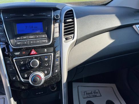Used 2014 Hyundai Elantra GT image 11