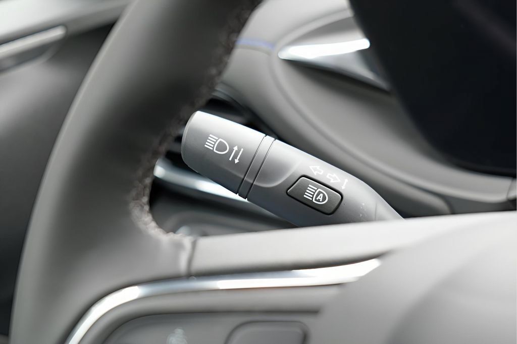 New 2026 Buick Envista Sport Touring w/ Convenience I Package FWD image 17