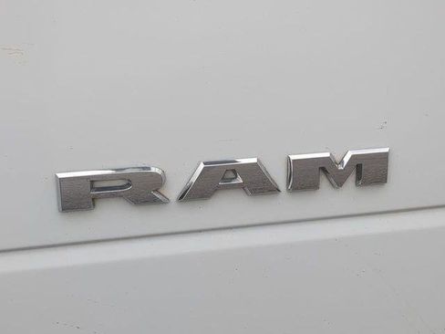 Certified 2024 RAM 3500 Big Horn AWD/4WD image 13