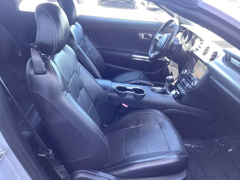 Used 2019 Ford Mustang GT Premium RWD image 15