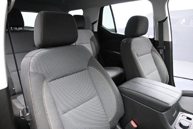 Used 2018 Chevrolet Traverse LT FWD image 34