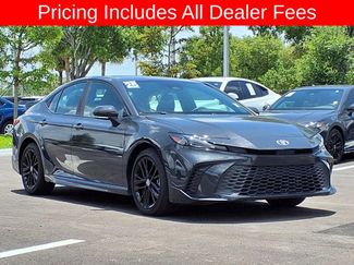 Used 2025 Toyota Camry SE w/ Convenience Package FWD video 1