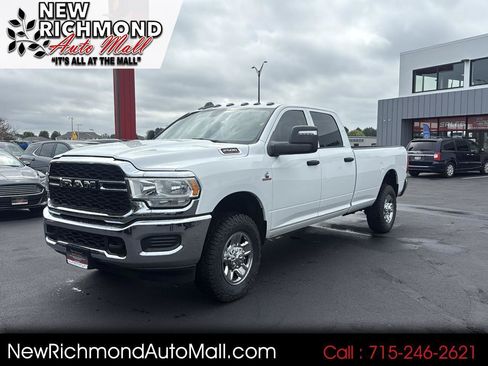 Used 2024 RAM 2500 Tradesman w/ Chrome Appearance Group AWD/4WD image 1