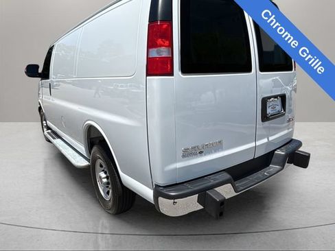 Used 2025 GMC Savana 2500 w/ Driver Convenience Package RWD image 10