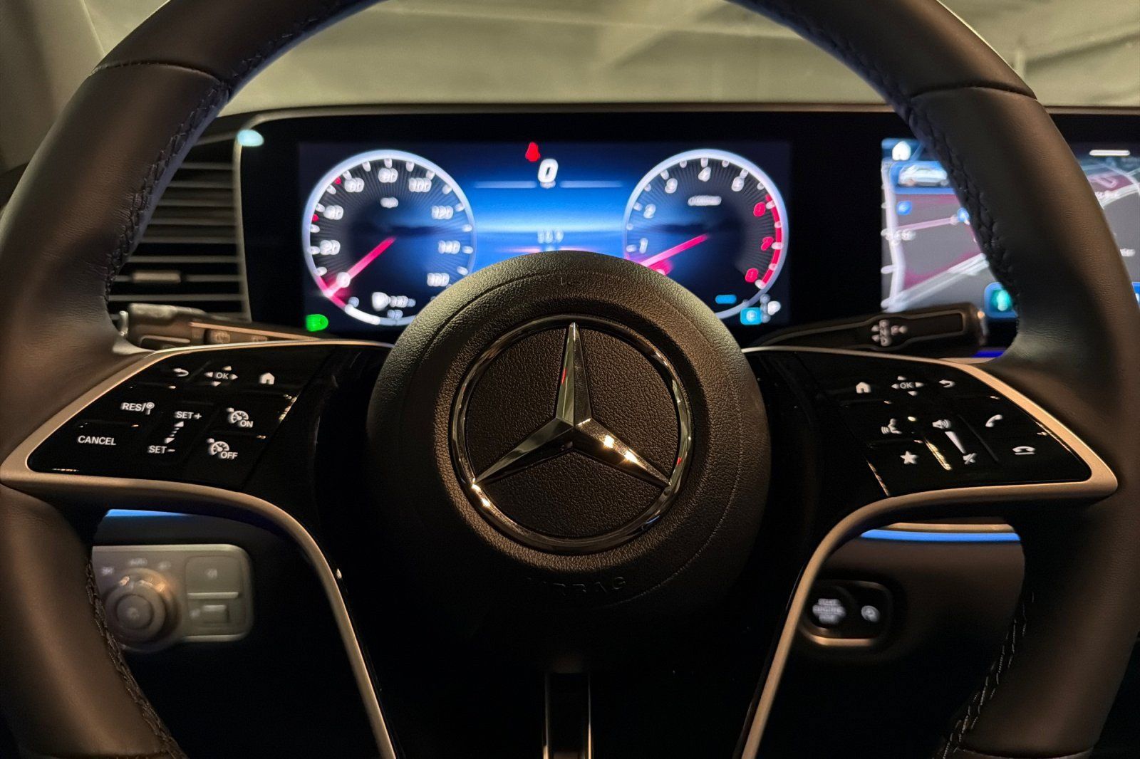 New 2026 Mercedes-Benz GLE 450 4MATIC image 23