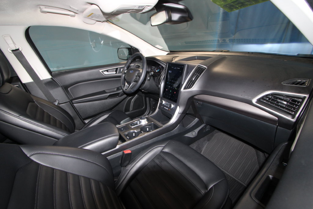 Used 2024 Ford Edge SEL AWD/4WD image 19