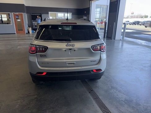 Certified 2024 Jeep Compass Latitude image 7