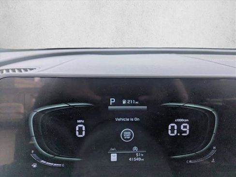 Used 2023 Kia Sportage EX image 11