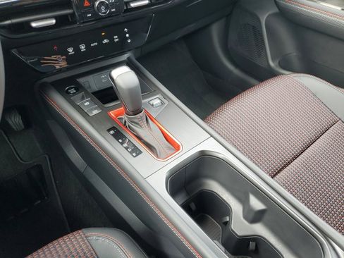 Certified 2026 Nissan Kicks SR FWD image 17