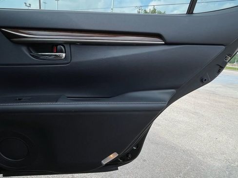 Used 2015 Lexus ES 350 w/ Premium Package FWD image 37