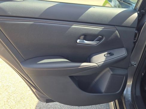 Used 2023 Nissan Sentra SR FWD image 19