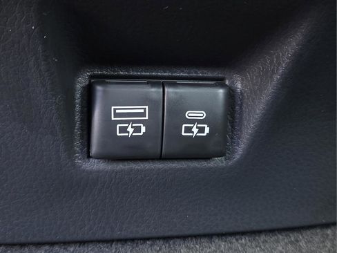 New 2026 Toyota Camry SE image 15