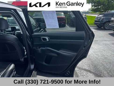 Certified 2023 Kia Sorento S FWD image 57