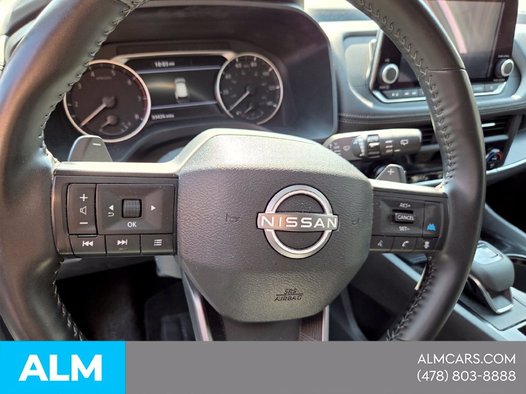 Used 2025 Nissan Rogue SV FWD image 21