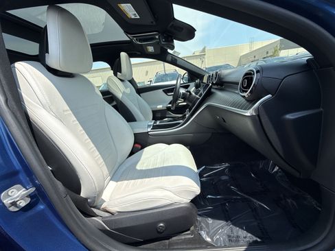 Used 2024 Mercedes-Benz C 300 4MATIC Sedan image 27