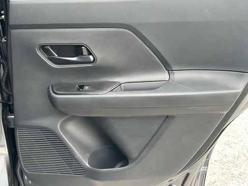 New 2026 Nissan Kicks S image 16