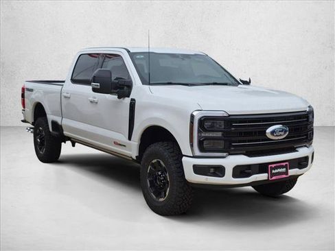 New 2026 Ford F250 Platinum w/ Tremor Off-Road Package AWD/4WD image 7