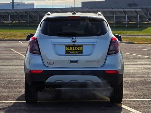 Used 2021 Buick Encore Preferred w/ Safety Package II image 29