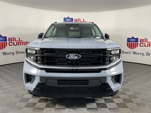 New 2027 Ford Expedition Platinum w/ Driver's Package AWD/4WD image 8