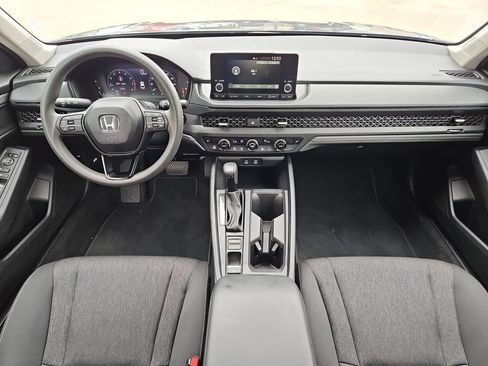 Used 2025 Honda Accord SE image 26