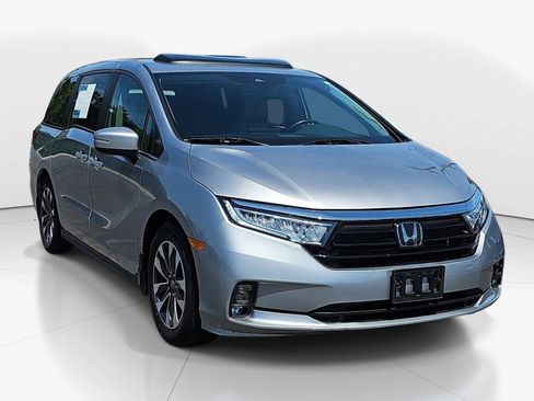 Used 2023 Honda Odyssey EX-L image 2
