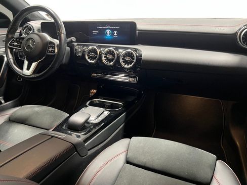 Used 2023 Mercedes-Benz CLA 250 4MATIC image 28