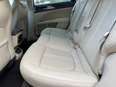 Used 2018 Lincoln MKZ Reserve w/ Technology Package FWD image 12
