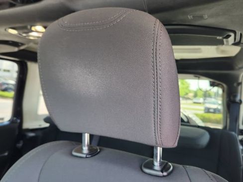 Used 2019 Jeep Wrangler Unlimited Sport S AWD/4WD image 15