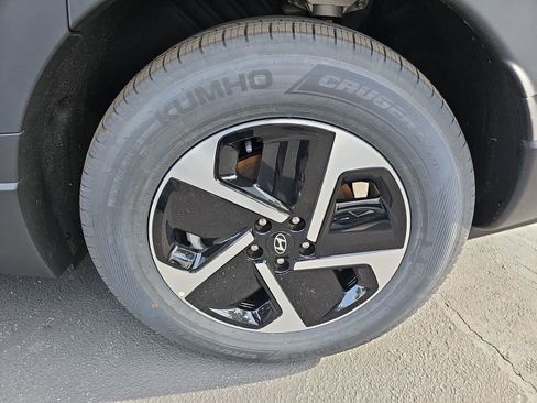 New 2026 Hyundai Ioniq 9 SE AWD/4WD image 41