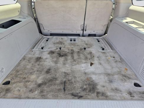 Used 2007 Chevrolet Suburban LT RWD image 30