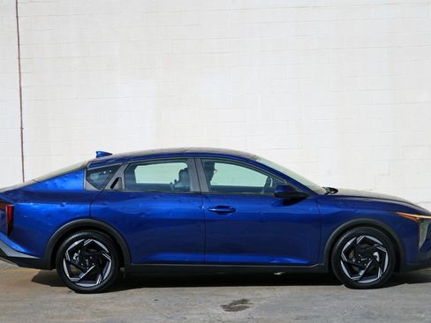 Used 2025 Kia K4 EX FWD image 46