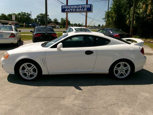Used 2004 Hyundai Tiburon GT FWD image 1