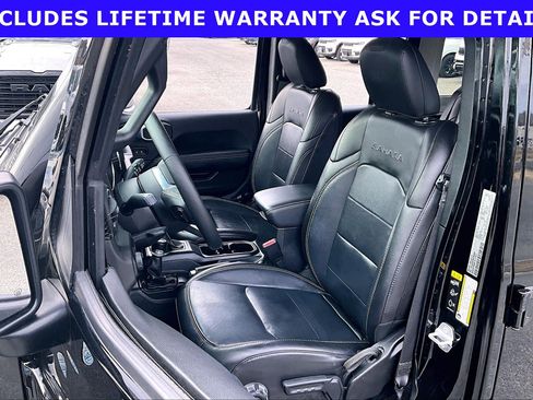 Used 2021 Jeep Wrangler Unlimited Sahara w/ Cold Weather Group AWD/4WD image 18