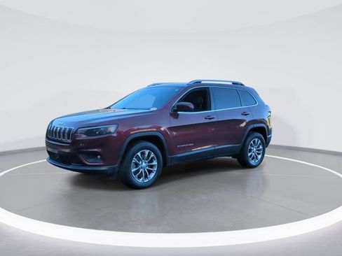 Used 2021 Jeep Cherokee Latitude Lux w/ Comfort/Convenience Group AWD/4WD image 4
