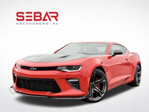 Used 2017 Chevrolet Camaro SS RWD image 1