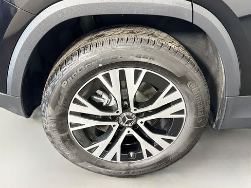 Used 2025 Mercedes-Benz GLA 250 4MATIC image 33