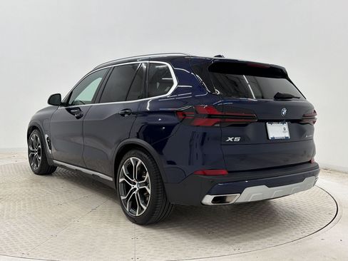 Used 2024 BMW X5 xDrive50e w/ Premium Package AWD/4WD image 3