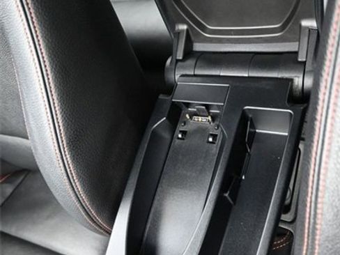 Used 2011 BMW 1 Series M image 18