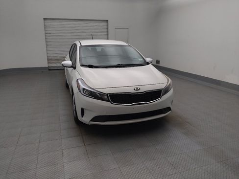 Used 2017 Kia Forte LX FWD image 14
