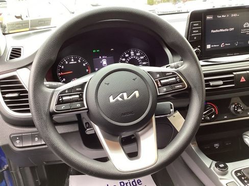Used 2022 Kia Seltos LX image 24