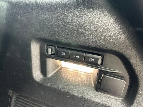 Used 2024 Ford Explorer ST w/ Equipment Group 401A AWD/4WD image 15